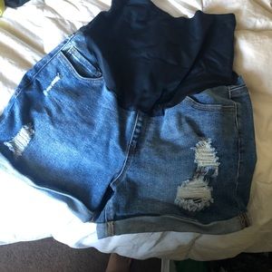Maternity shorts